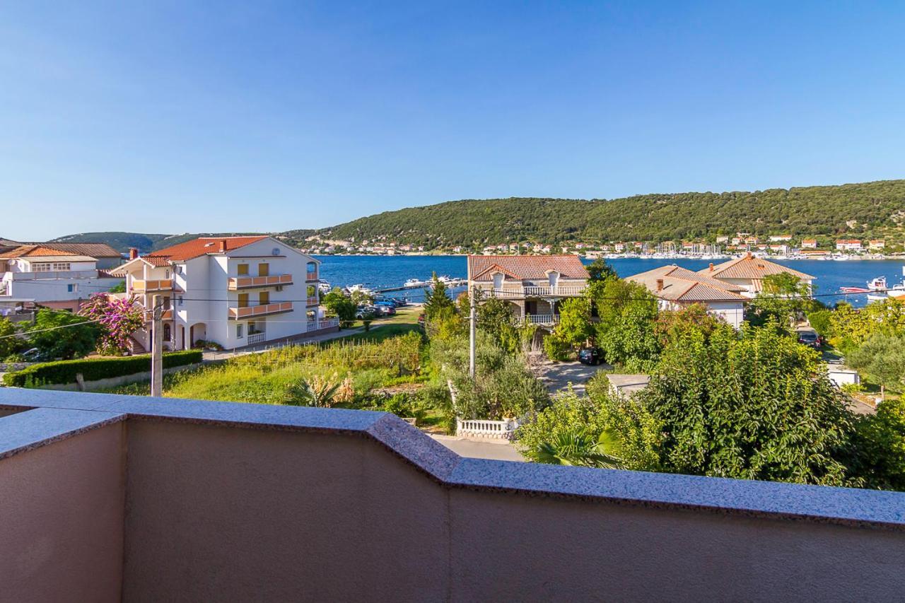 Apartment Tariba Supetarska Draga Eksteriør bilde