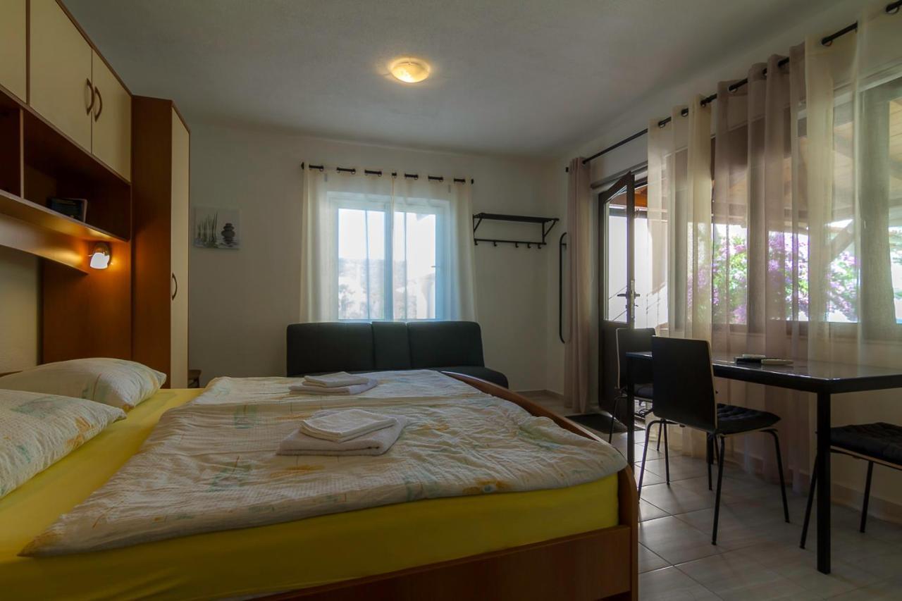 Apartment Tariba Supetarska Draga Eksteriør bilde