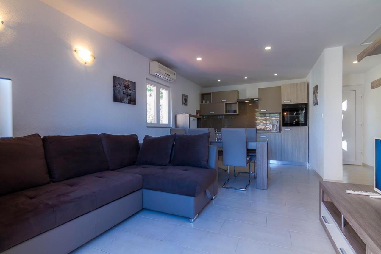 Apartment Tariba Supetarska Draga Eksteriør bilde