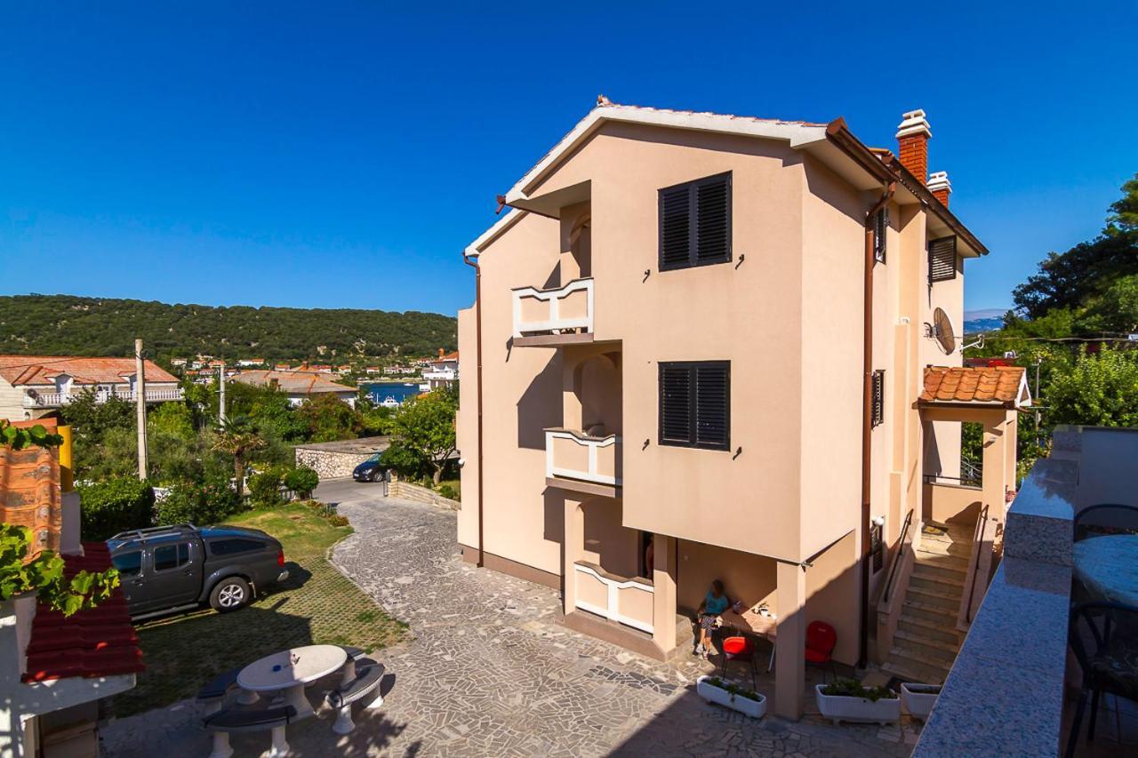 Apartment Tariba Supetarska Draga Eksteriør bilde
